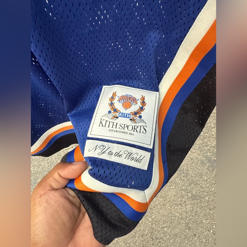 Kith for the New York Knicks Mesh Ryan Top - Picture 5 of 8